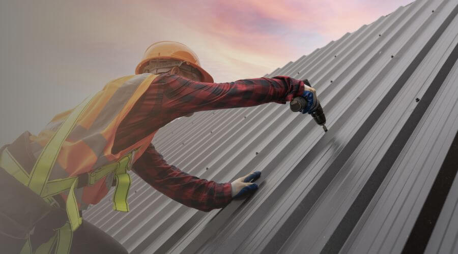 Professional gutter cleaning in Parkton, NC